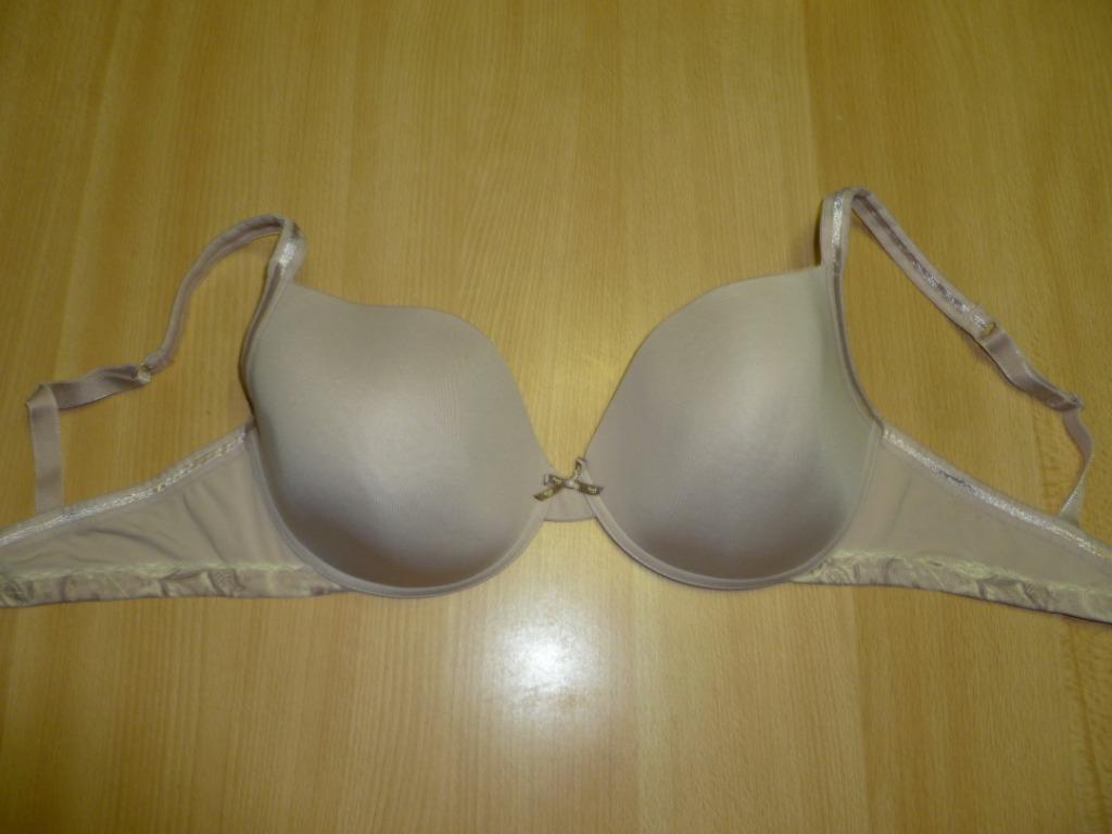 Voorgevormde BH van Sloggi, prima staat ! Eu 80 D;  Fr 95 D, Kleding | Dames, Ondergoed en Lingerie, Sloggi, Ophalen of Verzenden
