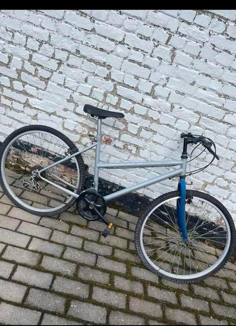 Velo, Enlèvement, Comme neuf