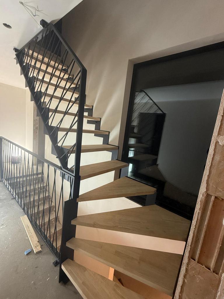 Trappen leuningen poorten deuren, Ophalen, Trap, Nieuw, Opvouwbaar of Inschuifbaar