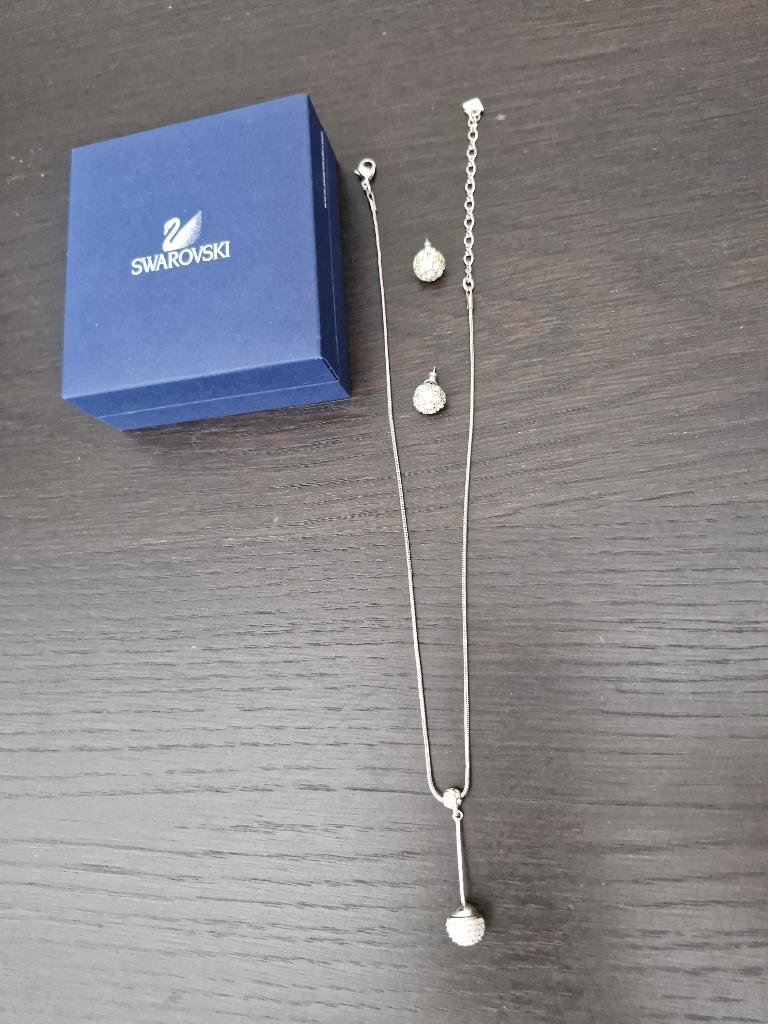 Swarovski ketting met hanger + oorringen, Overige materialen, Nieuw, Ophalen of Verzenden, Verstelbaar
