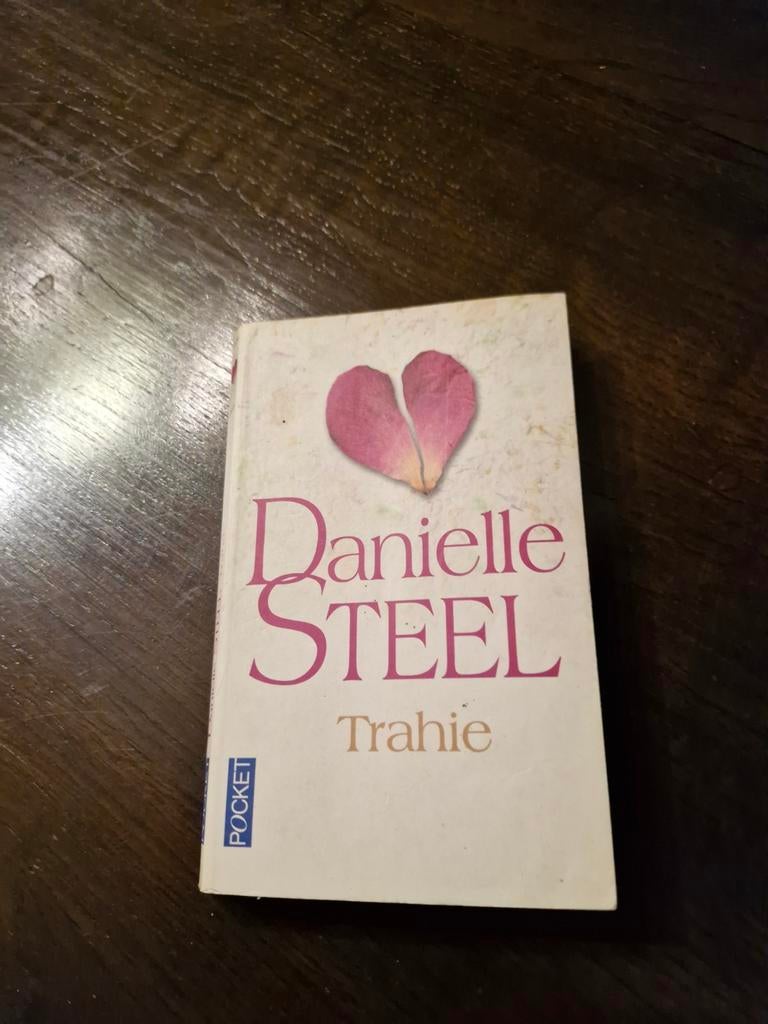 Graphie Danielle Steel, Enlèvement ou Envoi