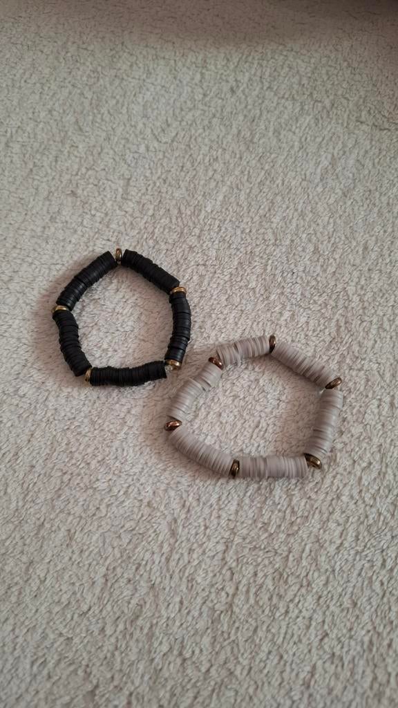 2 armbandjes, Handtassen en Accessoires, Armbanden, Overige kleuren, Nieuw, Ophalen of Verzenden, Elastiek