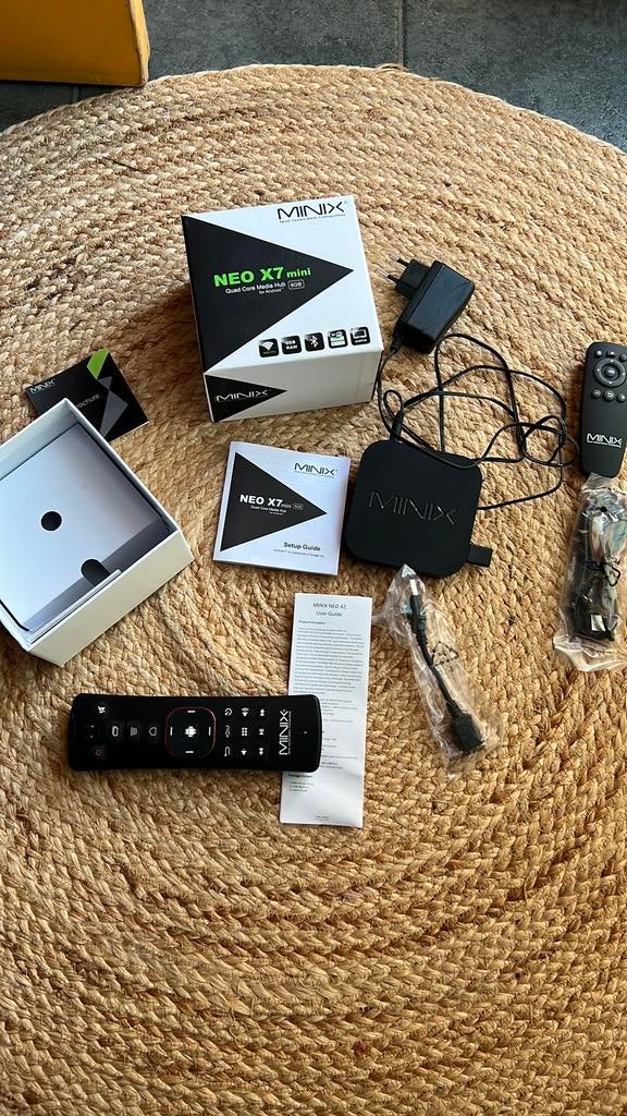 MINIX NEO X7, Enlèvement, HDMI