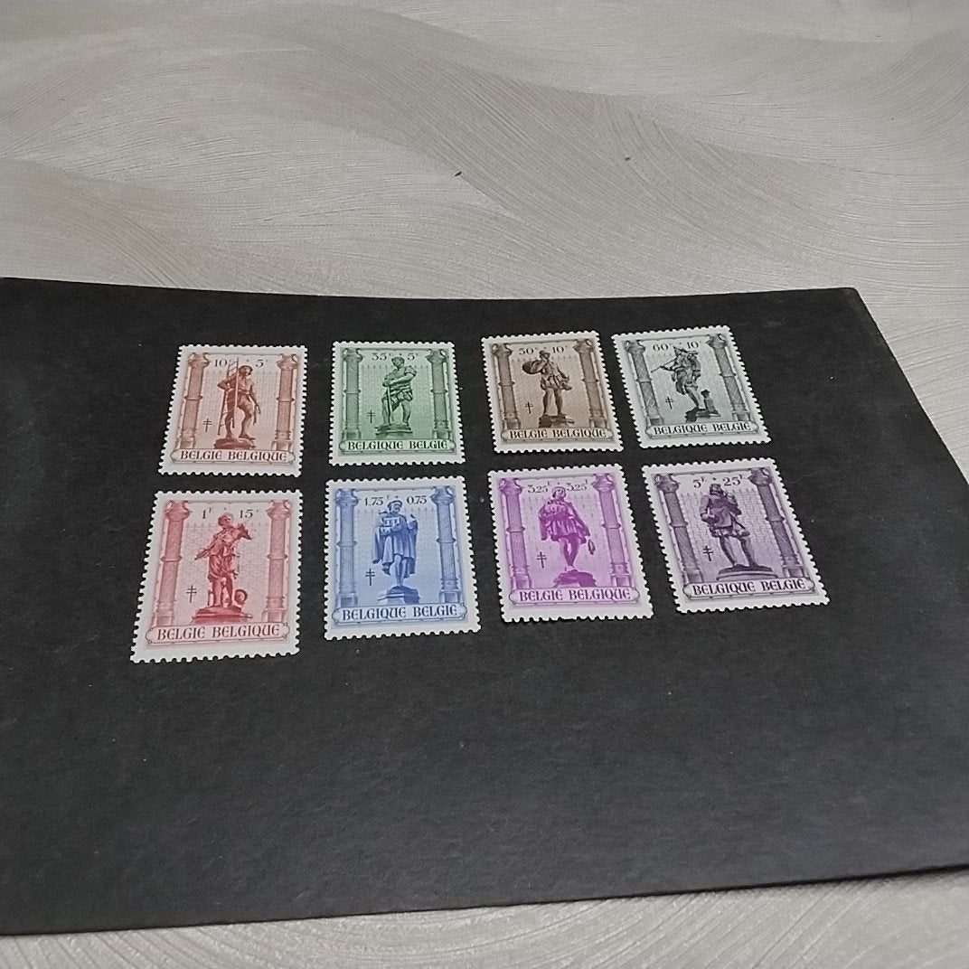 BELGIE  615/622 scharnier met cote 2,50 €, Ophalen of Verzenden
