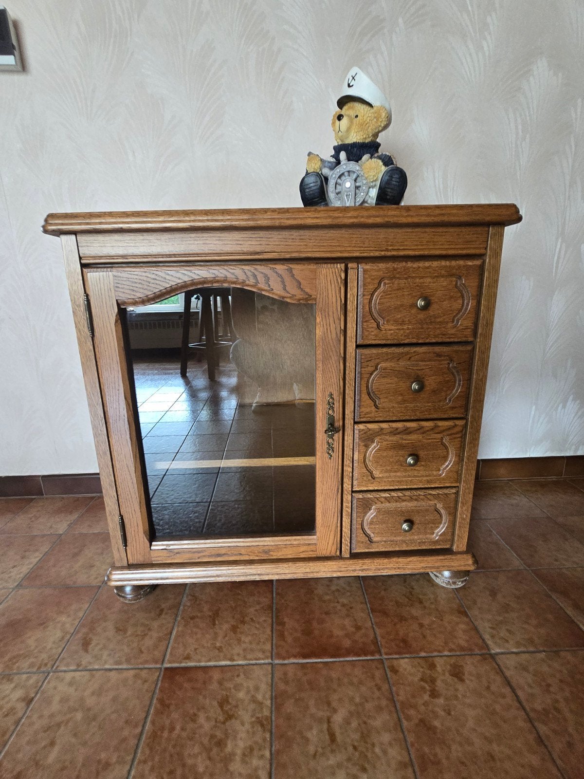 houten kastje, Ophalen