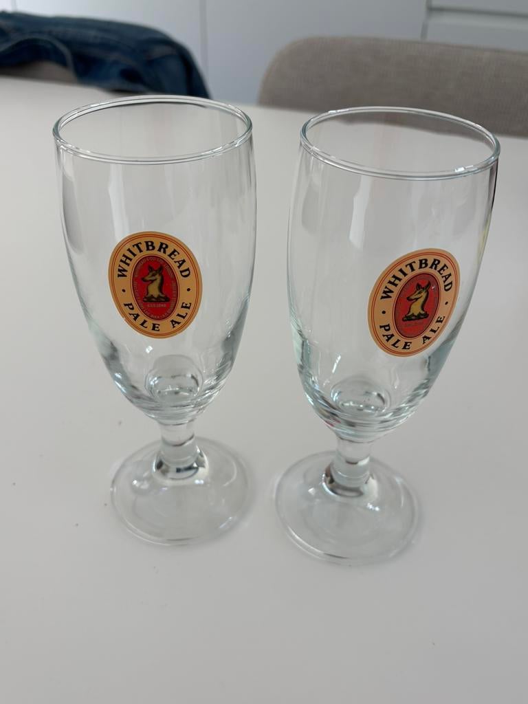 2 glazen Whitbread Pale Ale, Verzamelen, Ophalen of Verzenden, Zo goed als nieuw