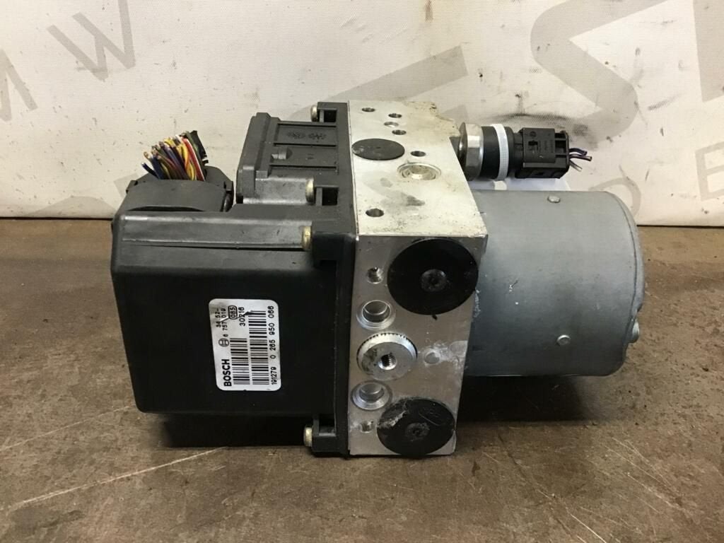 ABS pomp BMW 3-serie E46 330xi ('99-'05) 0265950066, Auto-onderdelen, Remmen en Aandrijving, Gebruikt, -, -, Ophalen of Verzenden