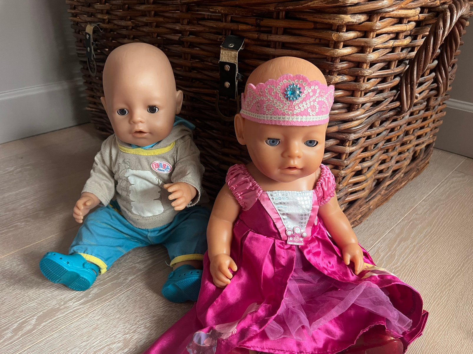 Babyborn, buggy, auto, bed, kleertjes, Ophalen, Zo goed als nieuw, Pop