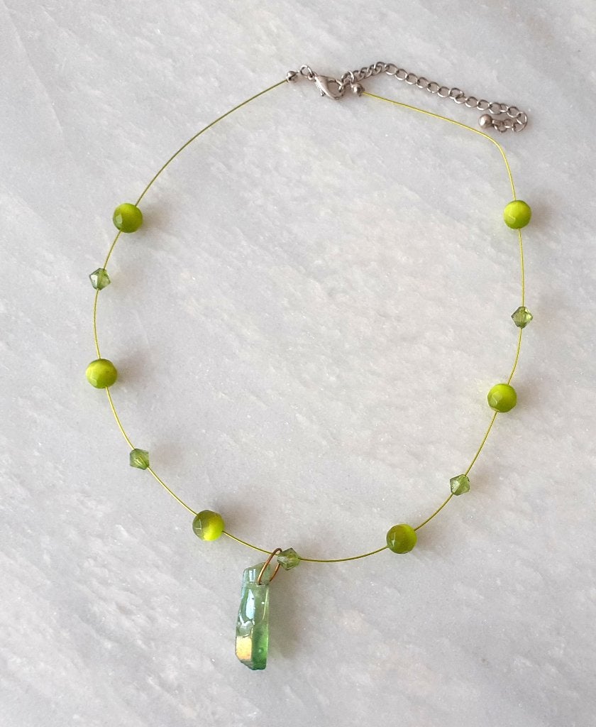 Ketting Apple aura kwarts groene kralen, Bijoux, Sacs & Beauté, Colliers, Neuf, Pierre ou Minéral, Enlèvement ou Envoi, Avec pendentif