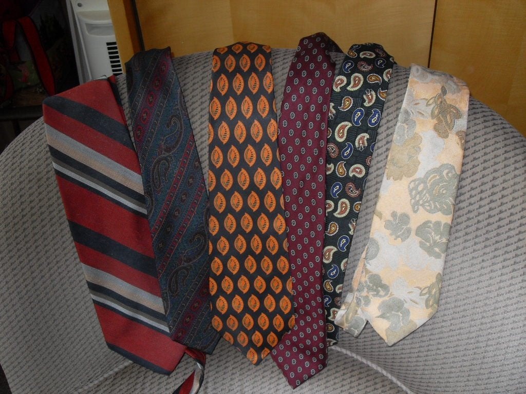 12 plastrons met dessin €2/stuk, Ophalen of Verzenden, Zo goed als nieuw, Met patroon