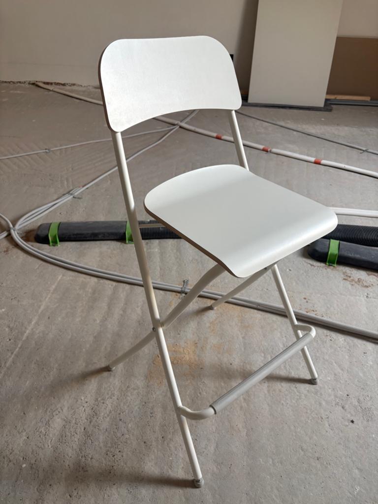 Vouwkruk ikea, 4 tabourets, Comme neuf, Enlèvement, Bois