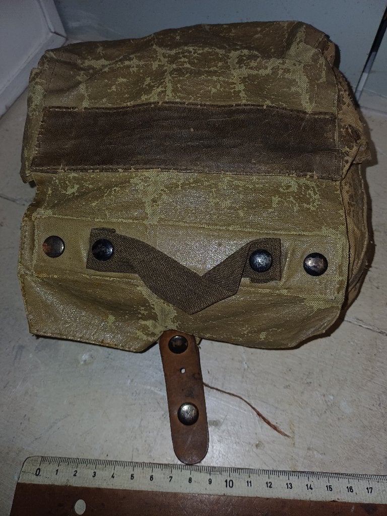 militaria ww2 all  sac pansement en toile  huilé  vide  !!!, Enlèvement ou Envoi, Armée de terre, Autres types