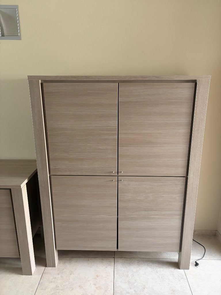 Eetplaats, Ophalen, Gebruikt, Modern, 4 tot 6 stoelen