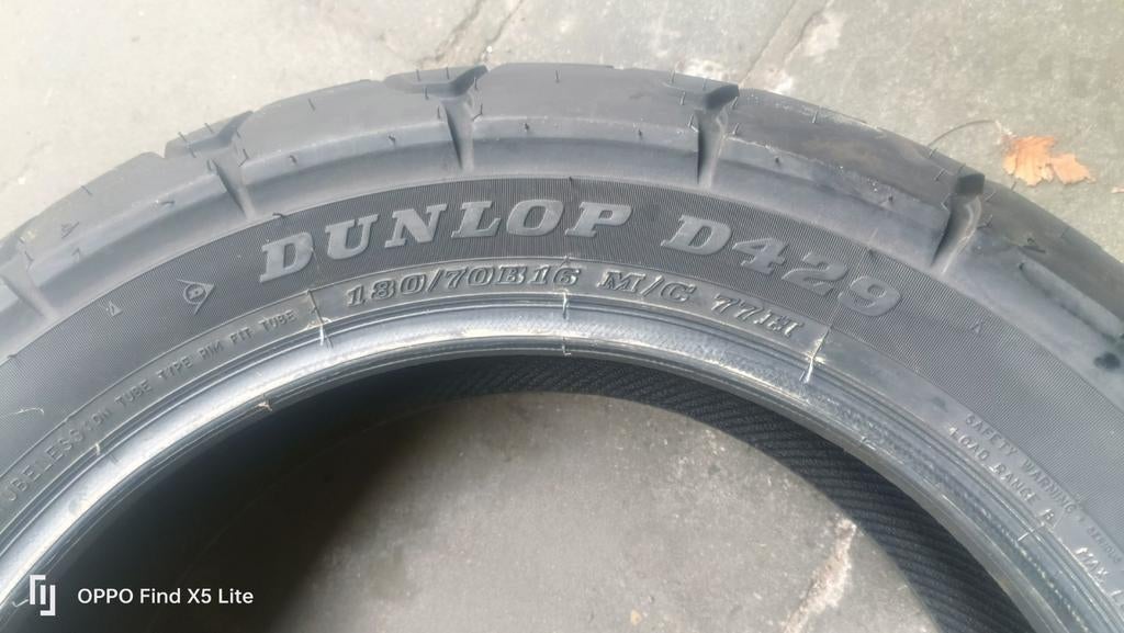 Pneu arrière Harley-Davidson 180/70/16, Enlèvement