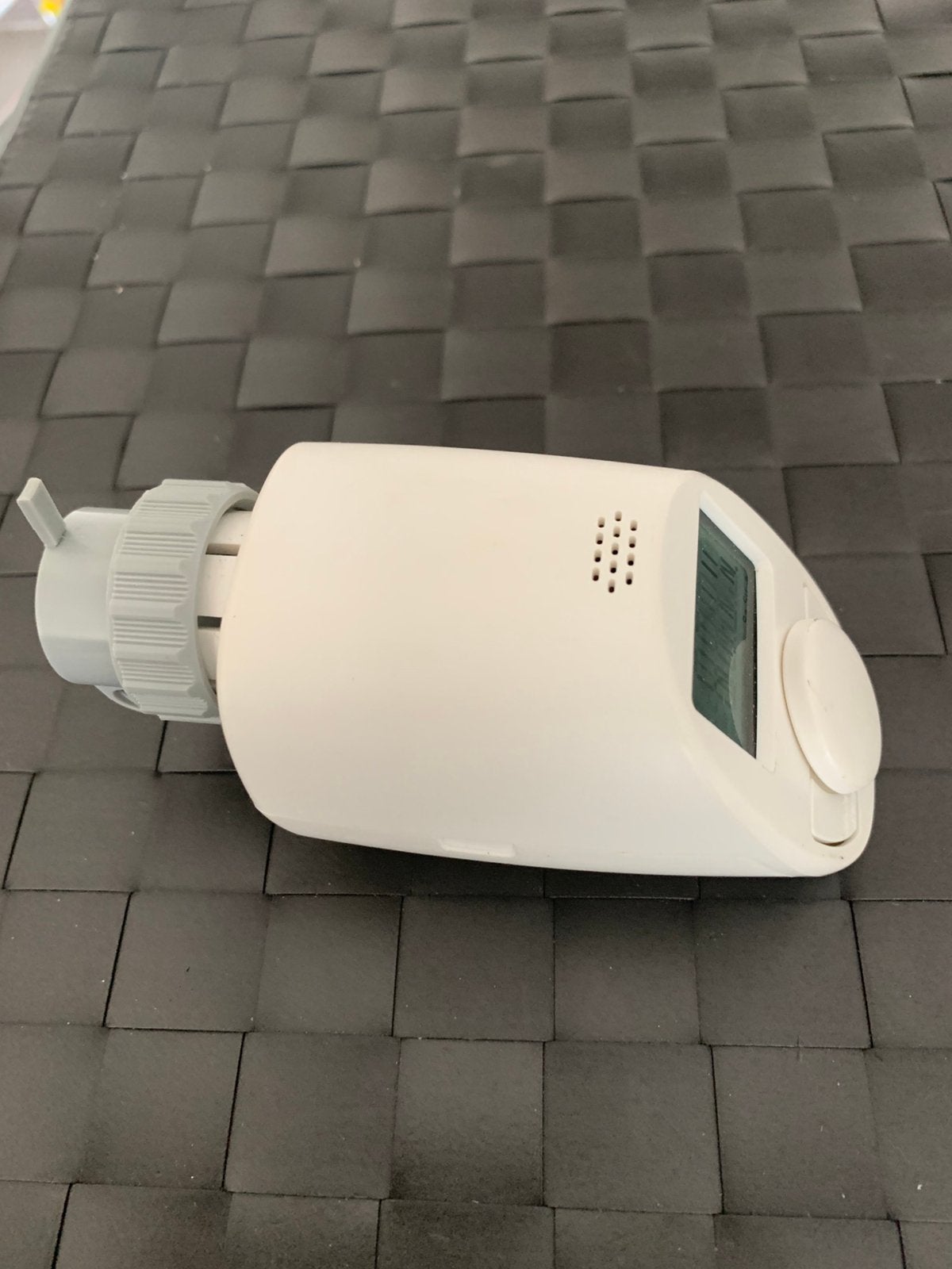 Instelbare thermostaat  digitale 15 eur, Doe-het-zelf en Bouw, Verwarming en Radiatoren, Ophalen, Nieuw, Radiator