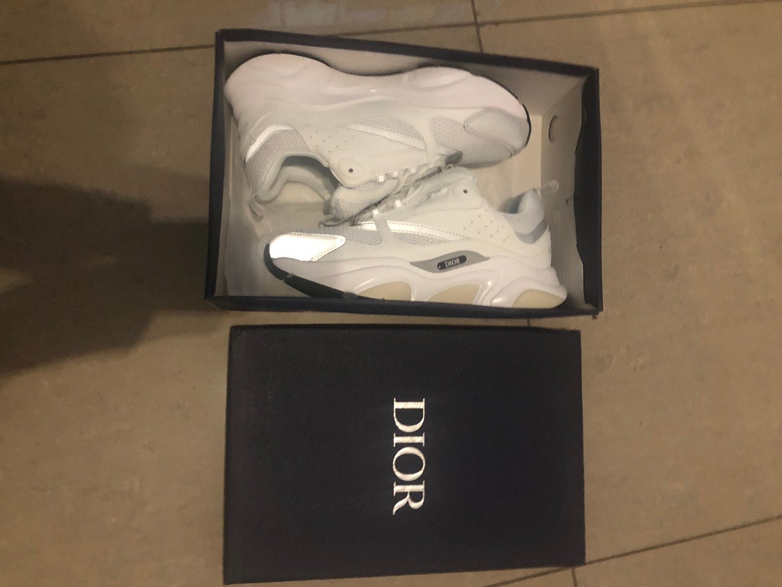 B22 blanc, Neuf, Enlèvement ou Envoi, Blanc, Baskets