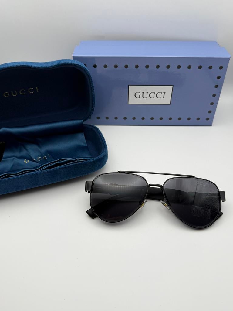 Gucci Zonnebril nieuw met koker en verpakking, Ophalen of Verzenden, Nieuw, Zonnebril