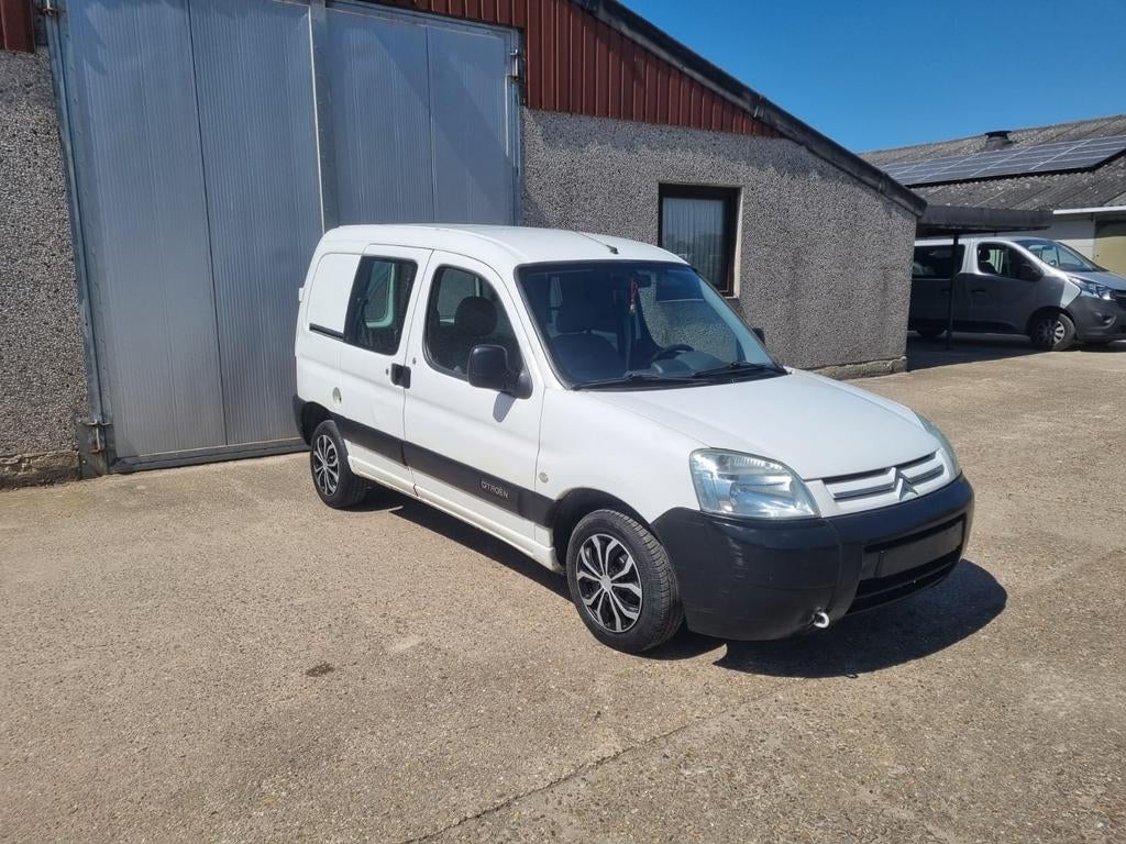 👉Gekeurd️✅️ Citroen Berlingo 2004 1.9d⛽️211 000 km❗️, Auto's, Citroën, Wit, 5 deurs, Particulier
