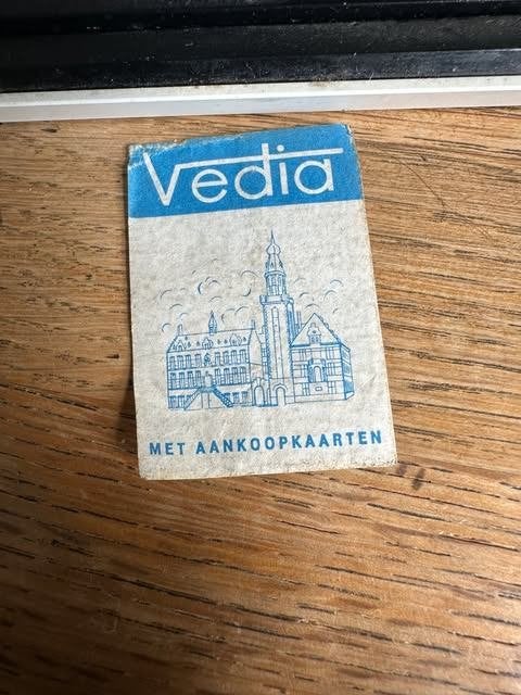 etiket label luciferdoos Vedia met aankoopkaarten, Verzamelen, Gebruikt, Overige typen, Vedia, Ophalen of Verzenden