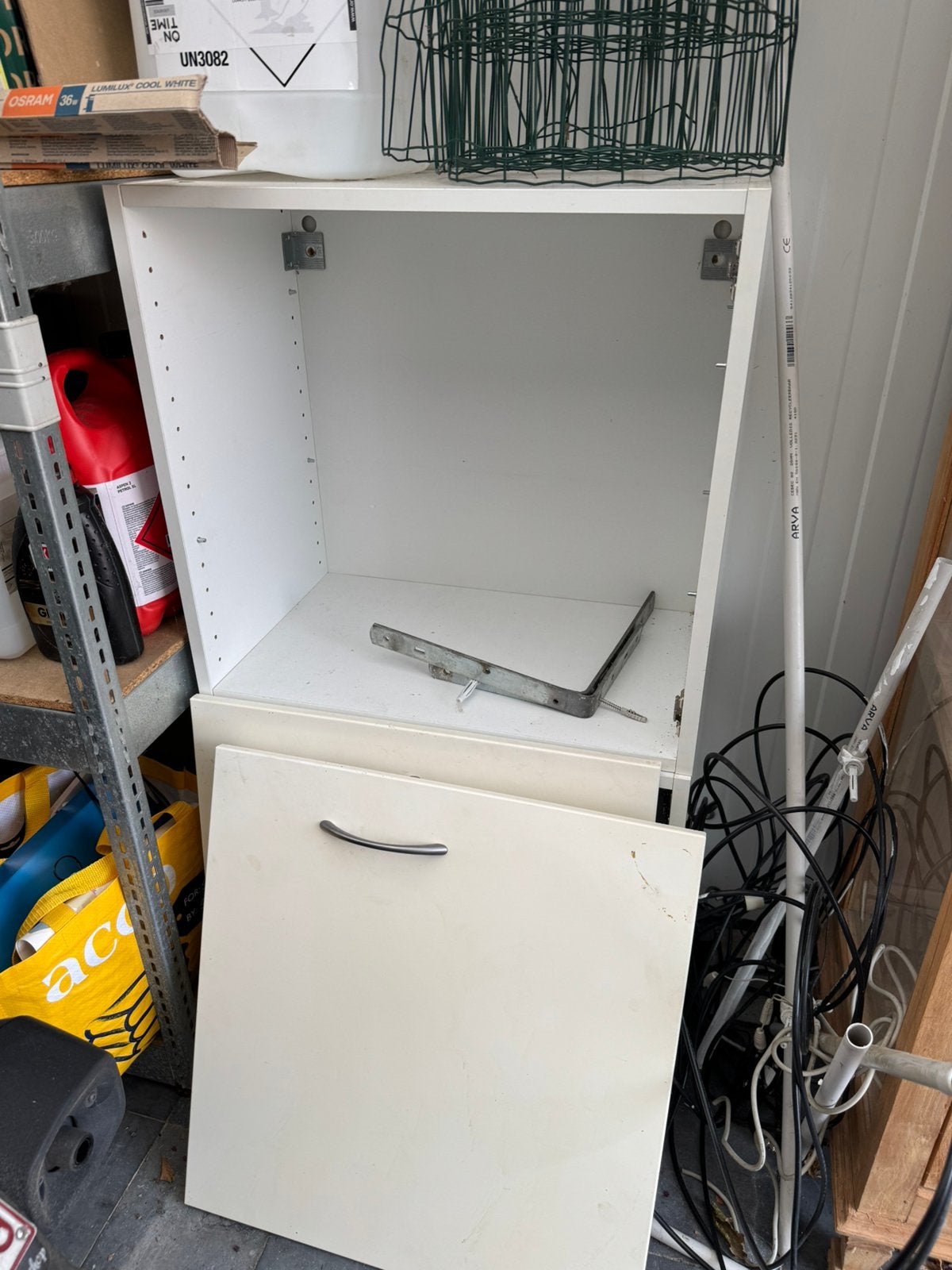 Ikea 2 hangkasten 60x60x36cm met deur, Ophalen, Zo goed als nieuw