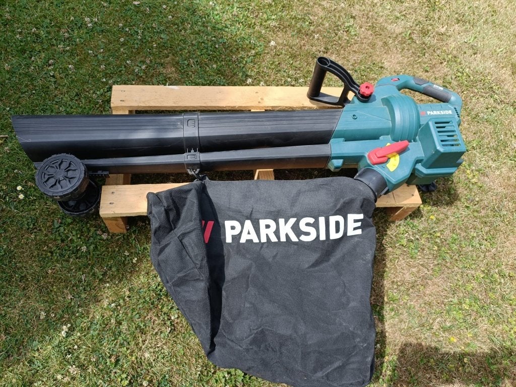 Aspirateur souffleur broyeur sans fil, Jardin & Terrasse, Souffleurs de feuilles, Avec sac de ramassage, Porté à la main, Comme neuf