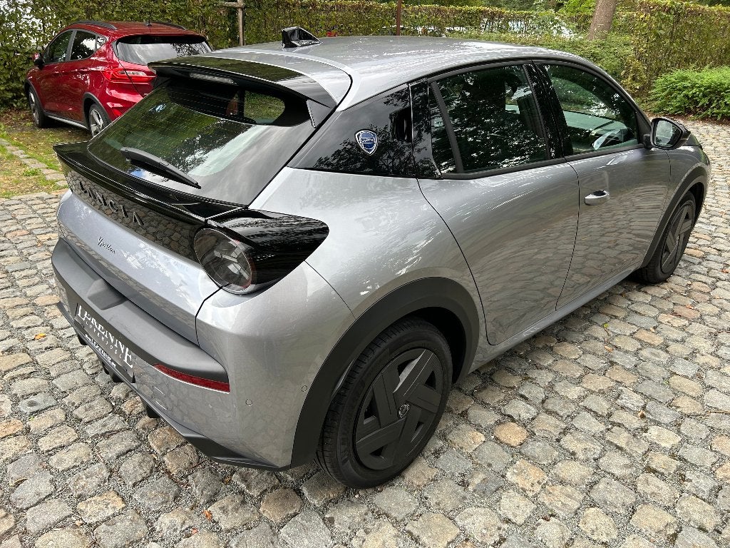 Lancia Ypsilon - 1.2 Ibrida Autom., Auto's, Stof, Verwarmde buitenspiegels, Bedrijf, 5 zetels