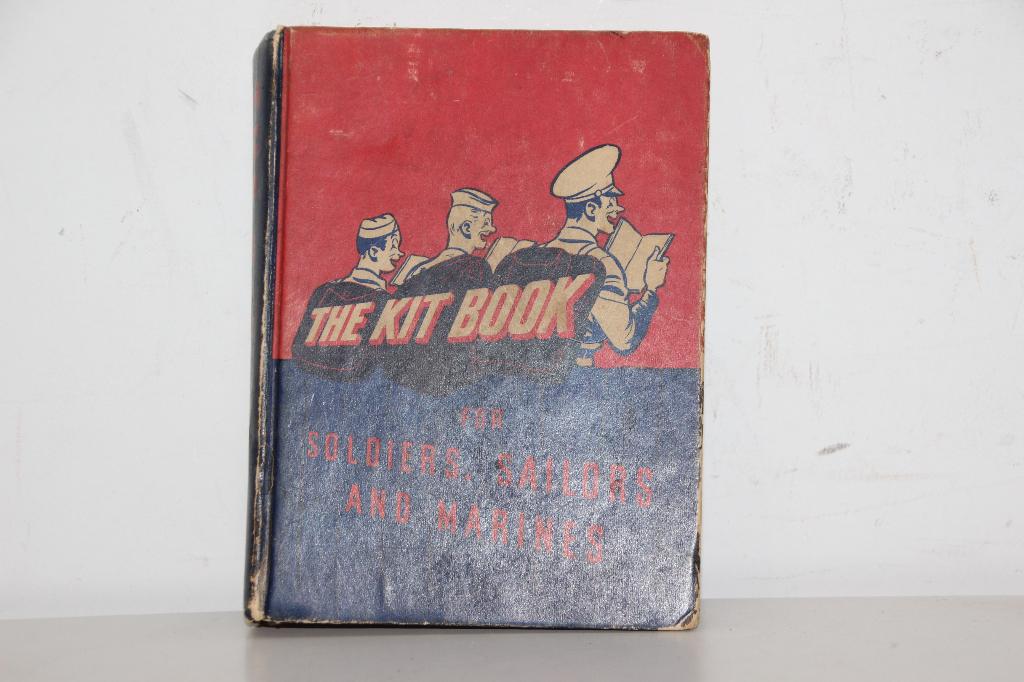 US WW2 "The Kit Book for Soldiers, Sailors and Marines" 1942, Collections, Envoi, Armée de terre, Livre ou Revue