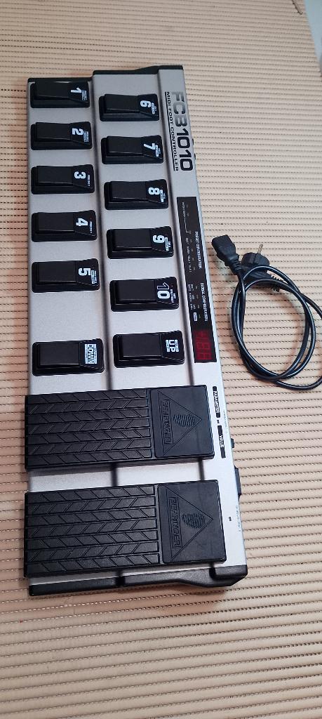 FCB 1010 Behringer, Muziek en Instrumenten, Ophalen, Gebruikt