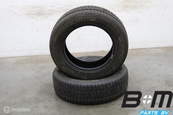 2 x 2156517 99H Pirelli Scorpion Winter 6.5mm 215 65 17, Gebruikt, Band(en)