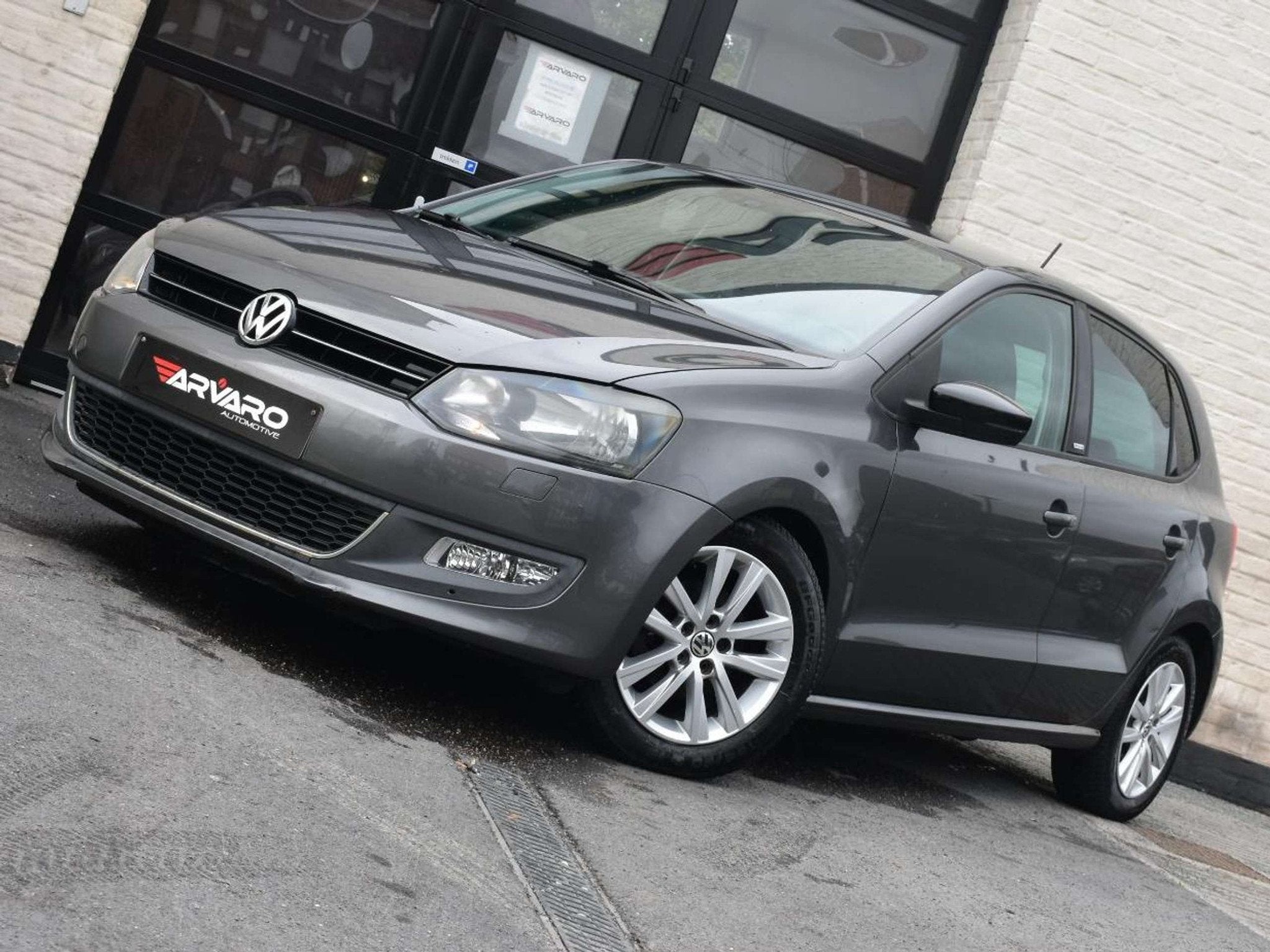 Volkswagen Polo 1.4i Style / Cruise / PDC / Airco / Carplay, Autos, Achat, 139 g/km, 63 kW, Entreprise