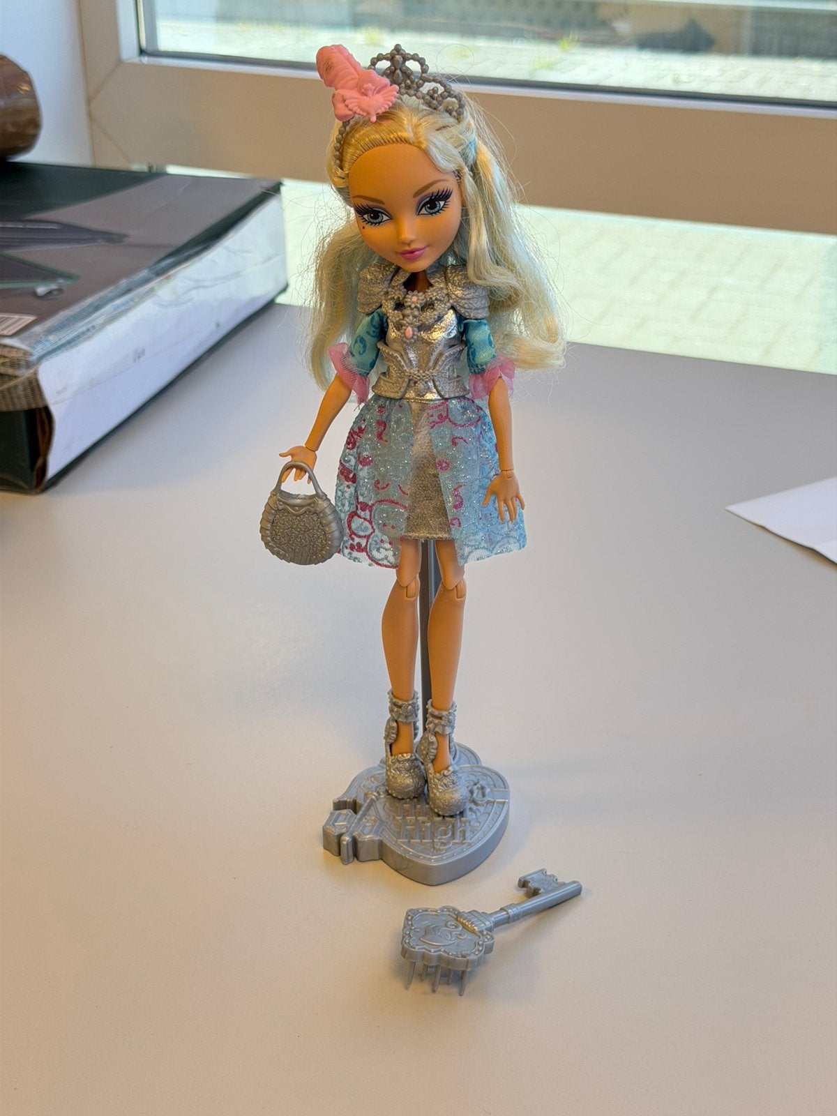 Ever After High Darling Charming compleet Mattel wave 1 pop, Verzamelen, Poppen, Zo goed als nieuw, Fashion Doll, Ophalen of Verzenden