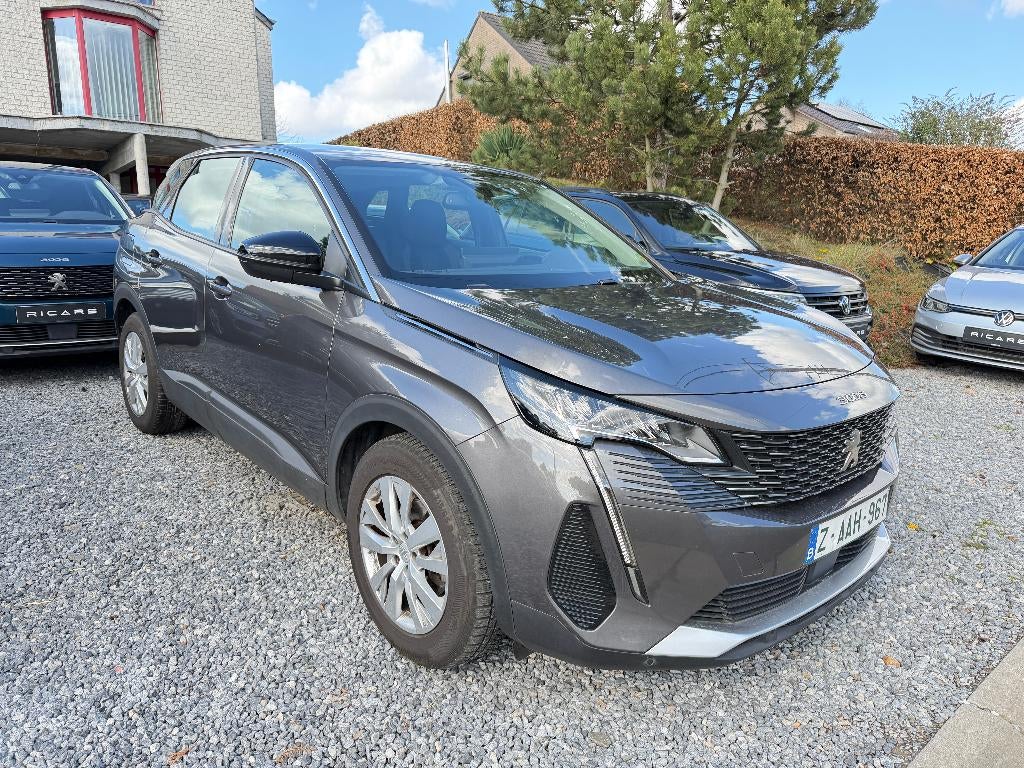Peugeot 3008 1.5BlueHDI Camera AircoCarnet Attache GARANTIE, Testrit aan huis, 4 cilinders, Leder en Stof, https://public.car-pass.be/vhr/a2cf4376-f16c-4382-b0c9-f5a1a8963b9c?lang=fr