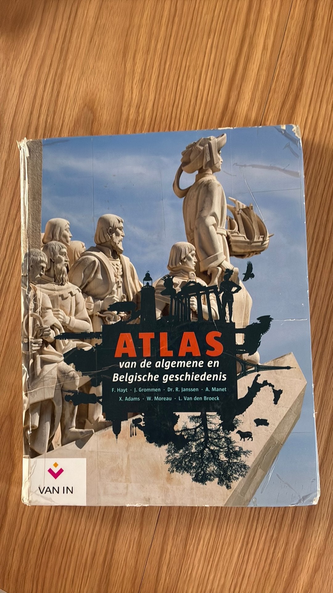 Atlas van de algemene en belgische geschiedenis, Boeken, Ophalen, Gelezen