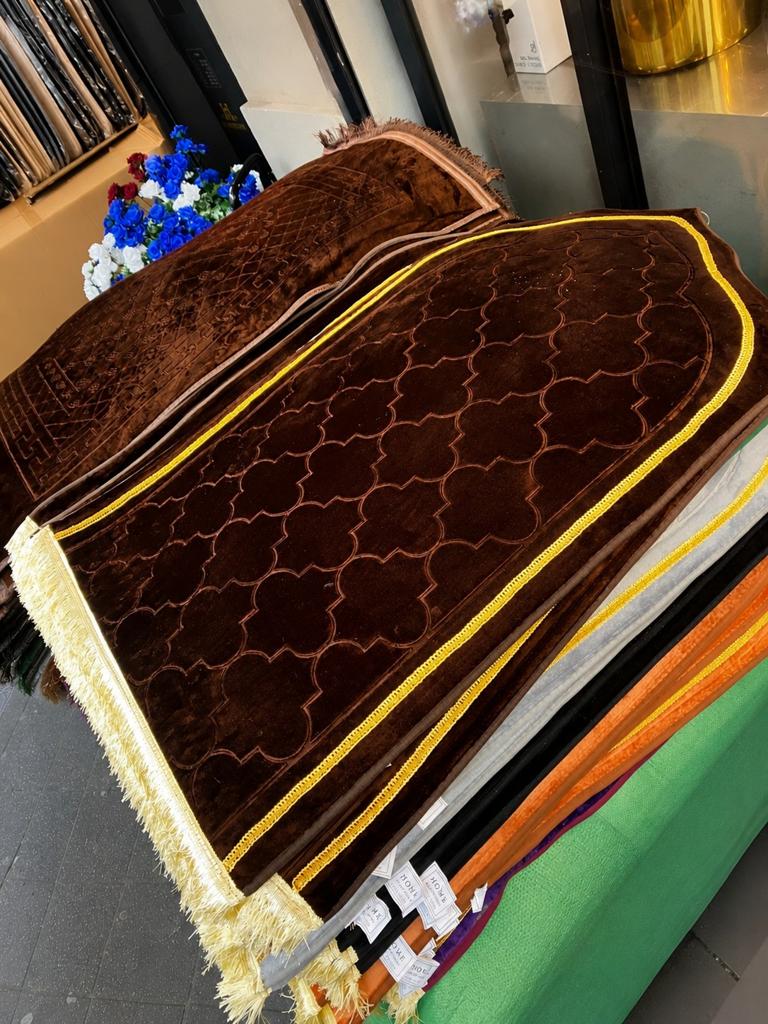 Tapis de prière à vendre en 1000 tapis  3,70 le tapis, Ophalen of Verzenden