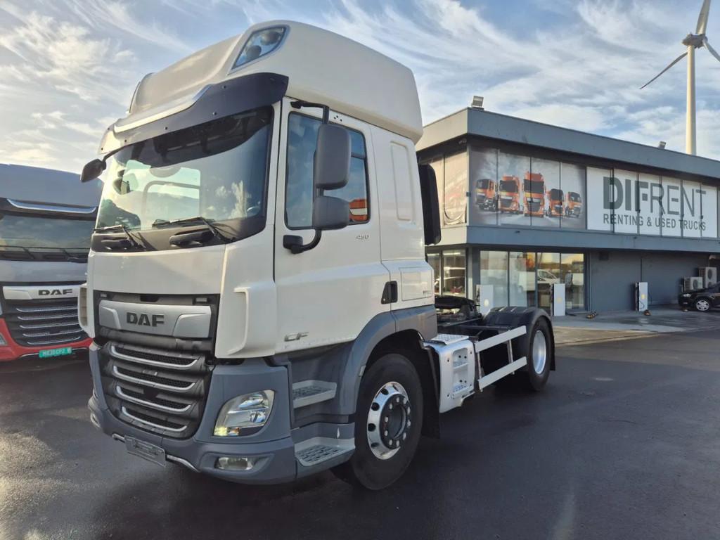 DAF CF 450 FT SPACE CAB (bj 2020), Auto's, Vrachtwagens, Achterwielaandrijving, Euro 6, Traction-control, Wit
