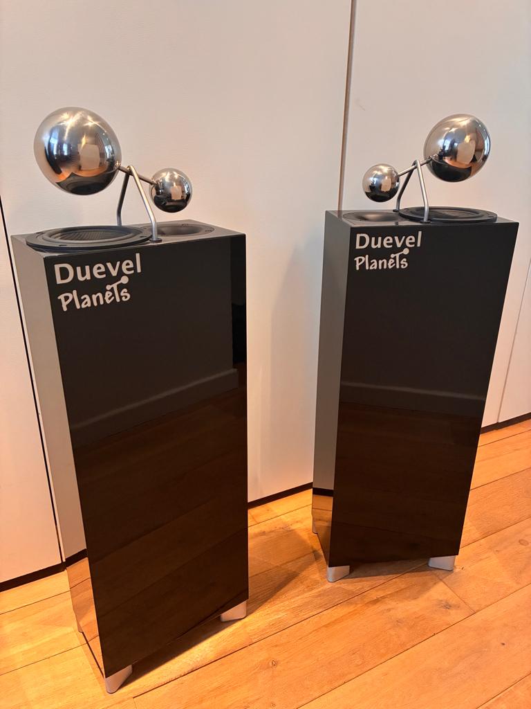 Deuvel Planets - High End Speakers, Zo goed als nieuw, 60 tot 120 watt, Front, Rear of Stereo speakers, Ophalen