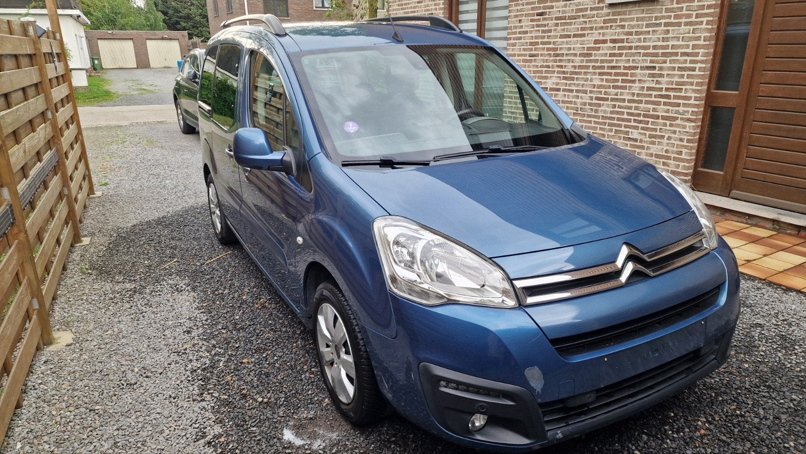 Citroën Berlingo 1.2 essence, Achat, Euro 6, Cruise Control, Particulier