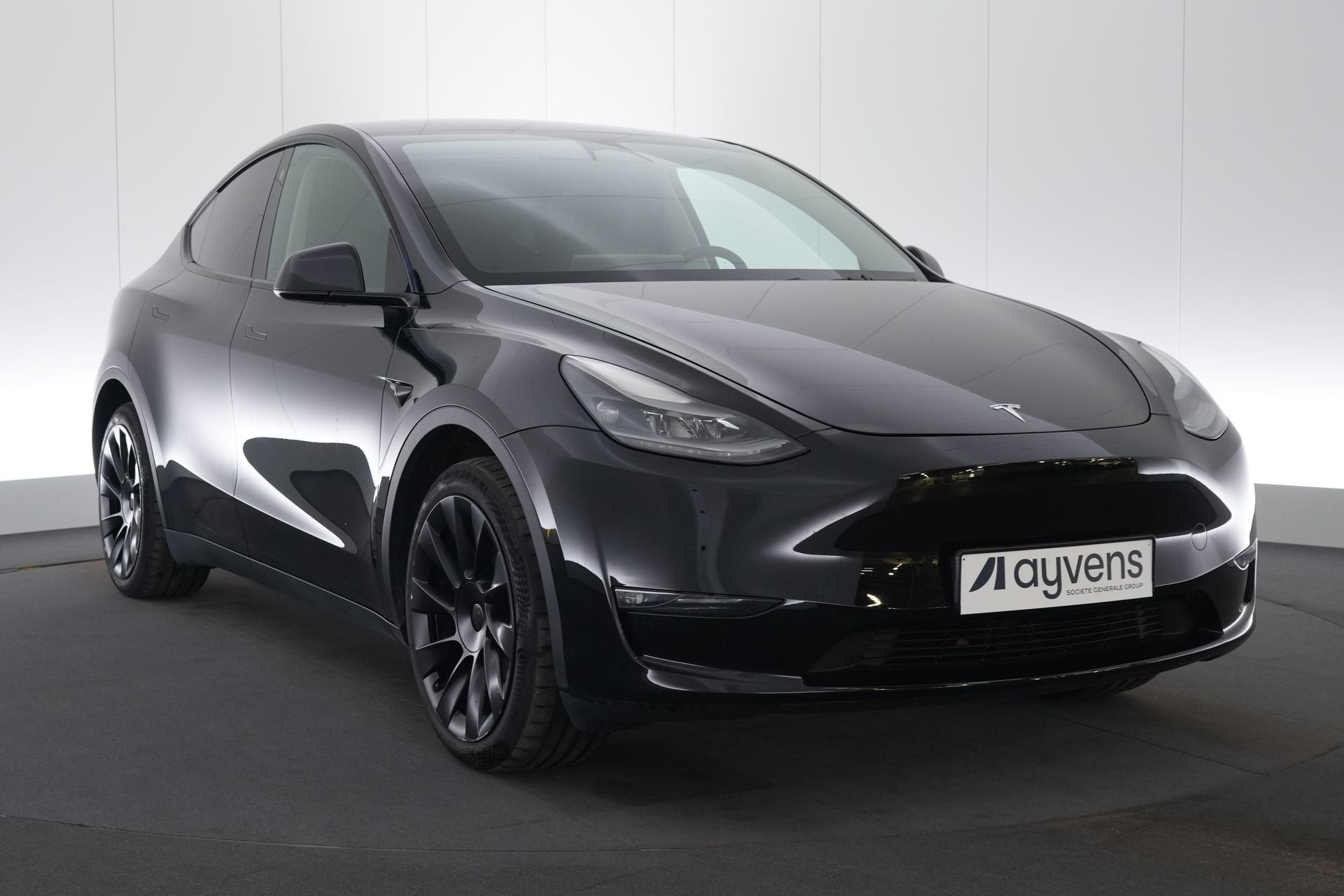 (2EDY075) TESLA MODEL Y, Auto's, Tesla, Zwart, Leder, 5 zetels, Onderhoudsboekje