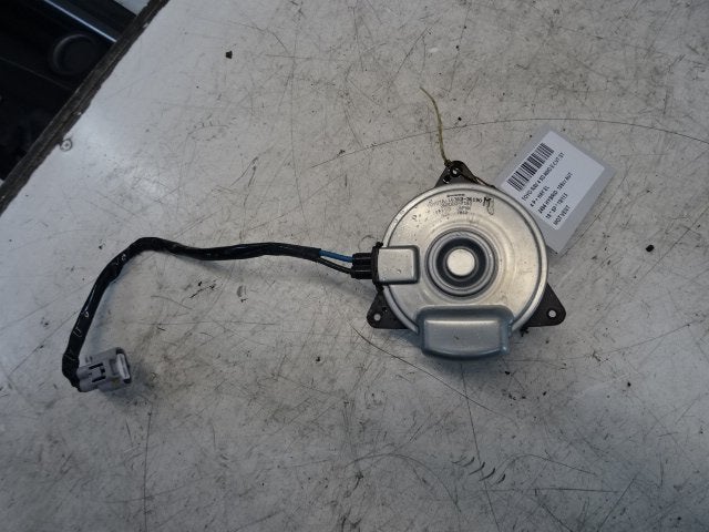 VENTILATEUR RADIATEUR MOTEUR Toyota RAV4 (A4) (16363-36190), Utilisé, Toyota