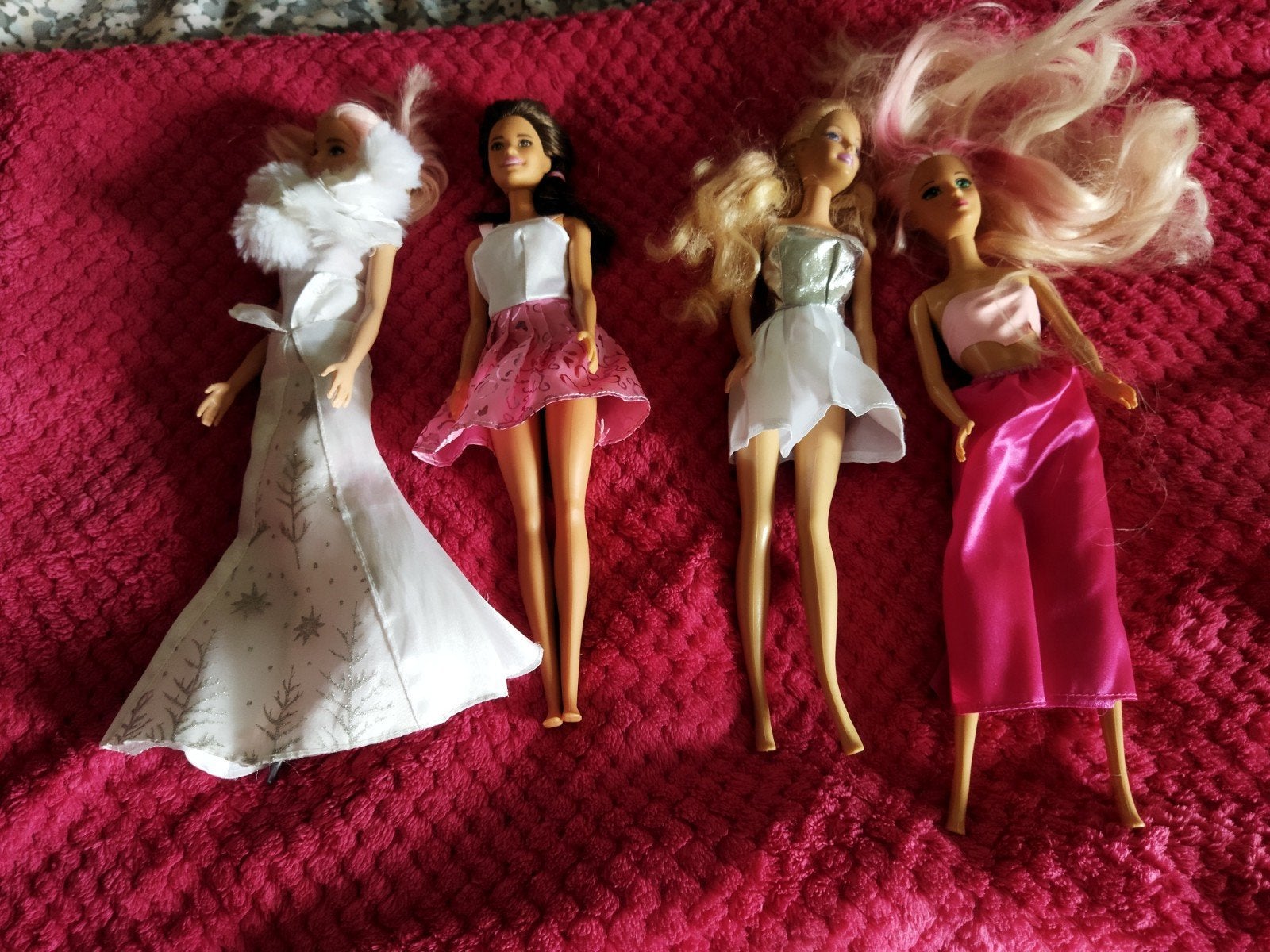 5 verschillende Barbies, Barbie