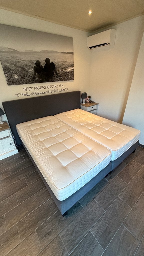 Boxspring Emma 200x200cm, Autres dimensions, Landelijk modern, Gris, Comme neuf