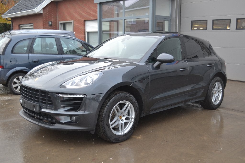 Porsche Macan 2.0, 4 cilinders, Start-stop-systeem, Alcantara, Bedrijf
