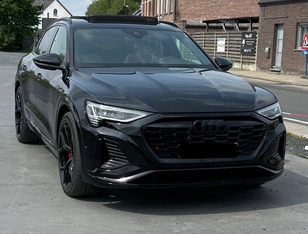 Audi Q8 etron S-line sportback, Autos, Audi, Achat, Entretenue par le concessionnaire, 5 portes, 5 places