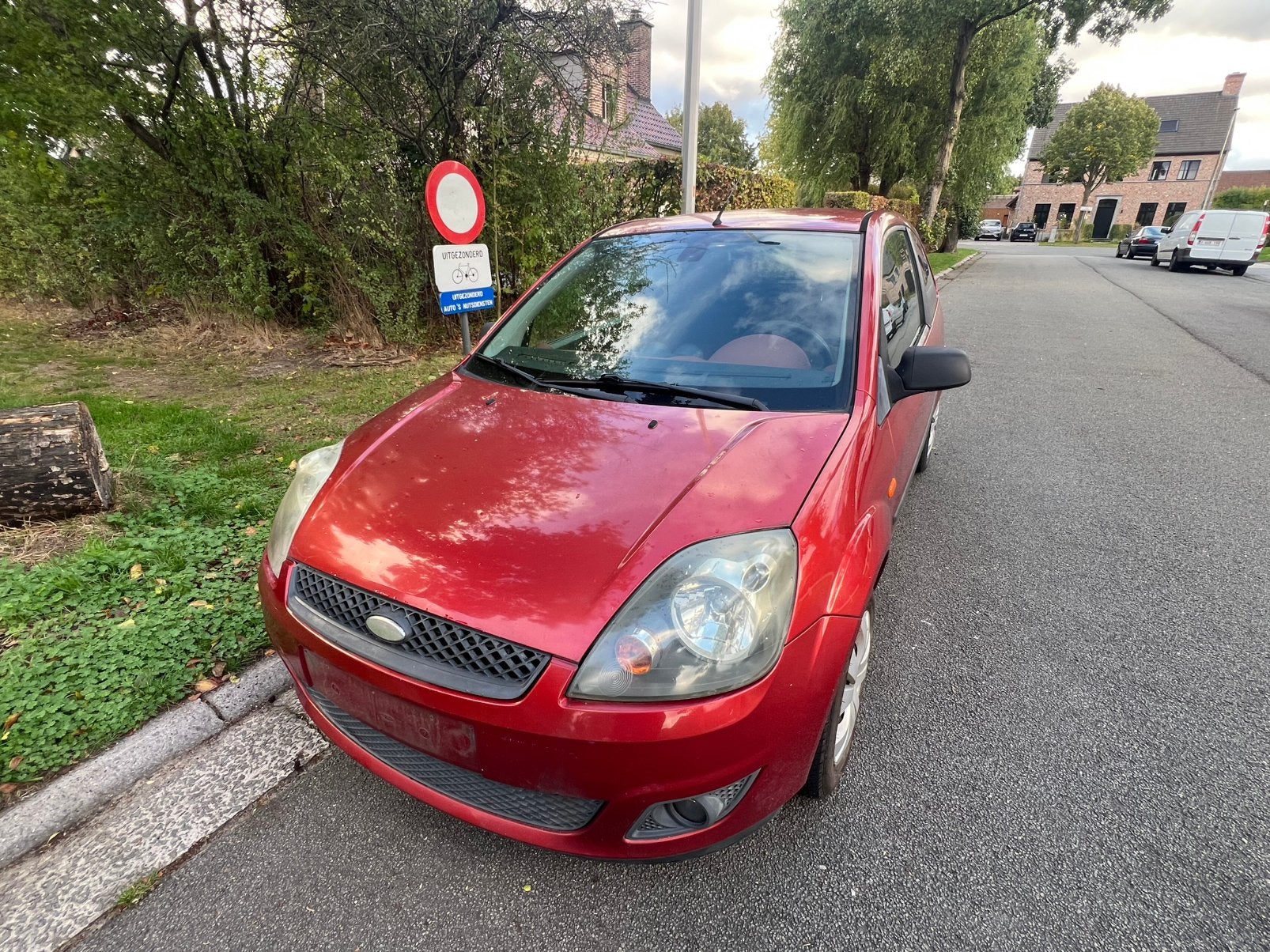 Ford fiesta diesel 1.4 gekeurd voor verkoop, Autos, Achat, Carnet d'entretien, Diesel, Particulier