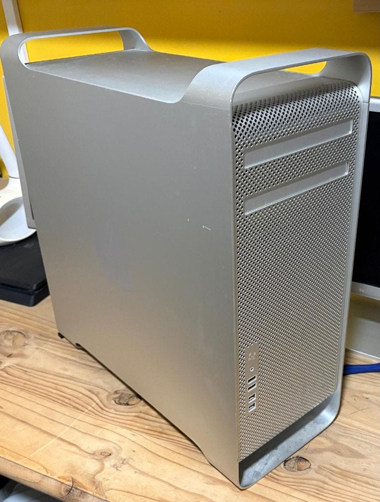 Mac Pro 5.1 + 2 apple displays, Computers en Software, Ophalen, Gebruikt, HDD en SSD, 3 TB