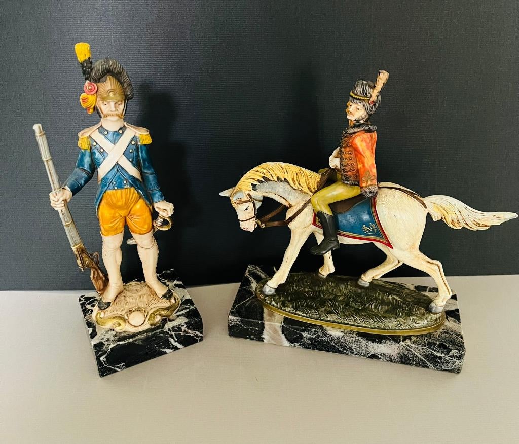 Set vintage soldaten beeldjes op marmeren voet Raisin Italy, Ophalen, Zo goed als nieuw, Mens