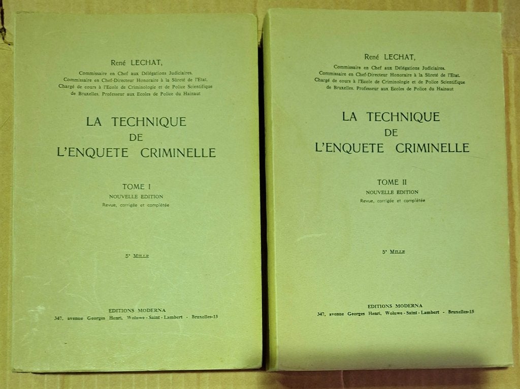2 boeken over strafrechtelijk onderzoek, Verzenden, Gelezen, België