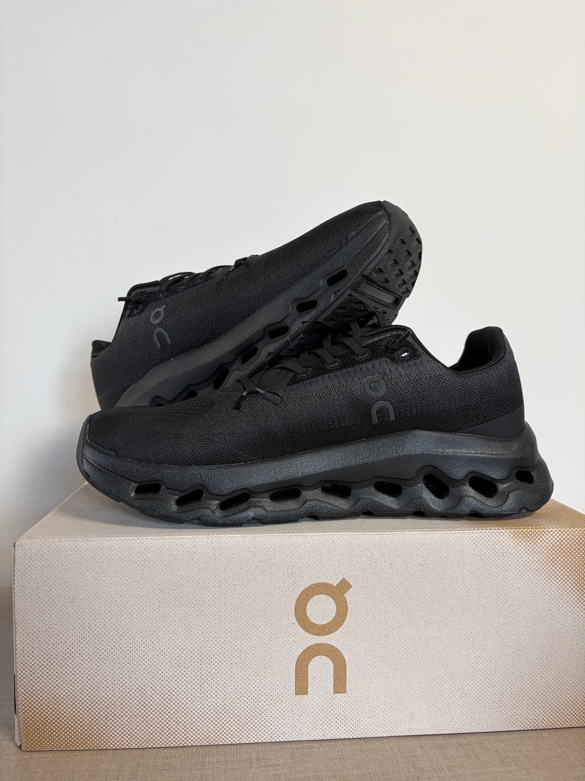 On Running Cloudmonster All Black, Enlèvement ou Envoi, Comme neuf