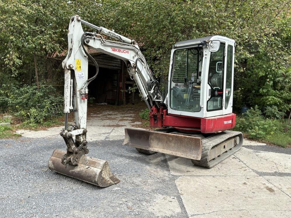 Mini-pelle Takeuchi TB138 FR 2019, Excavatrice