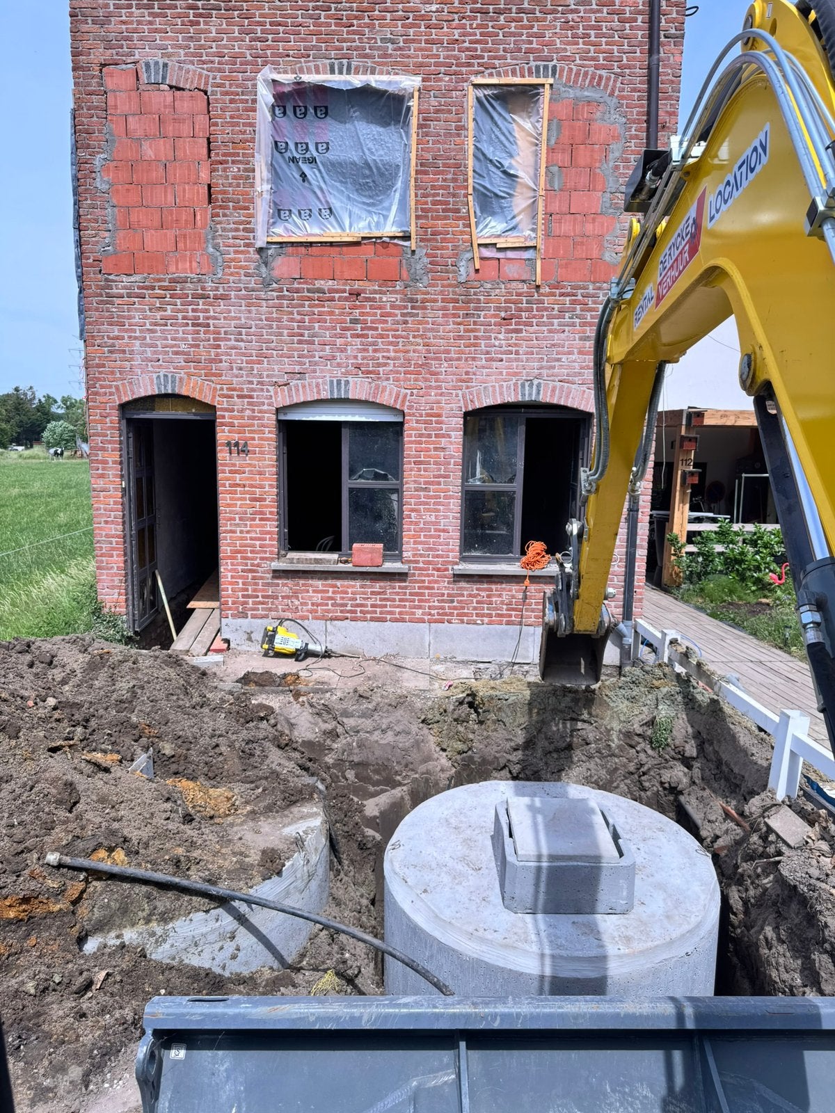 Regenwater put septische put, Ophalen, Zo goed als nieuw